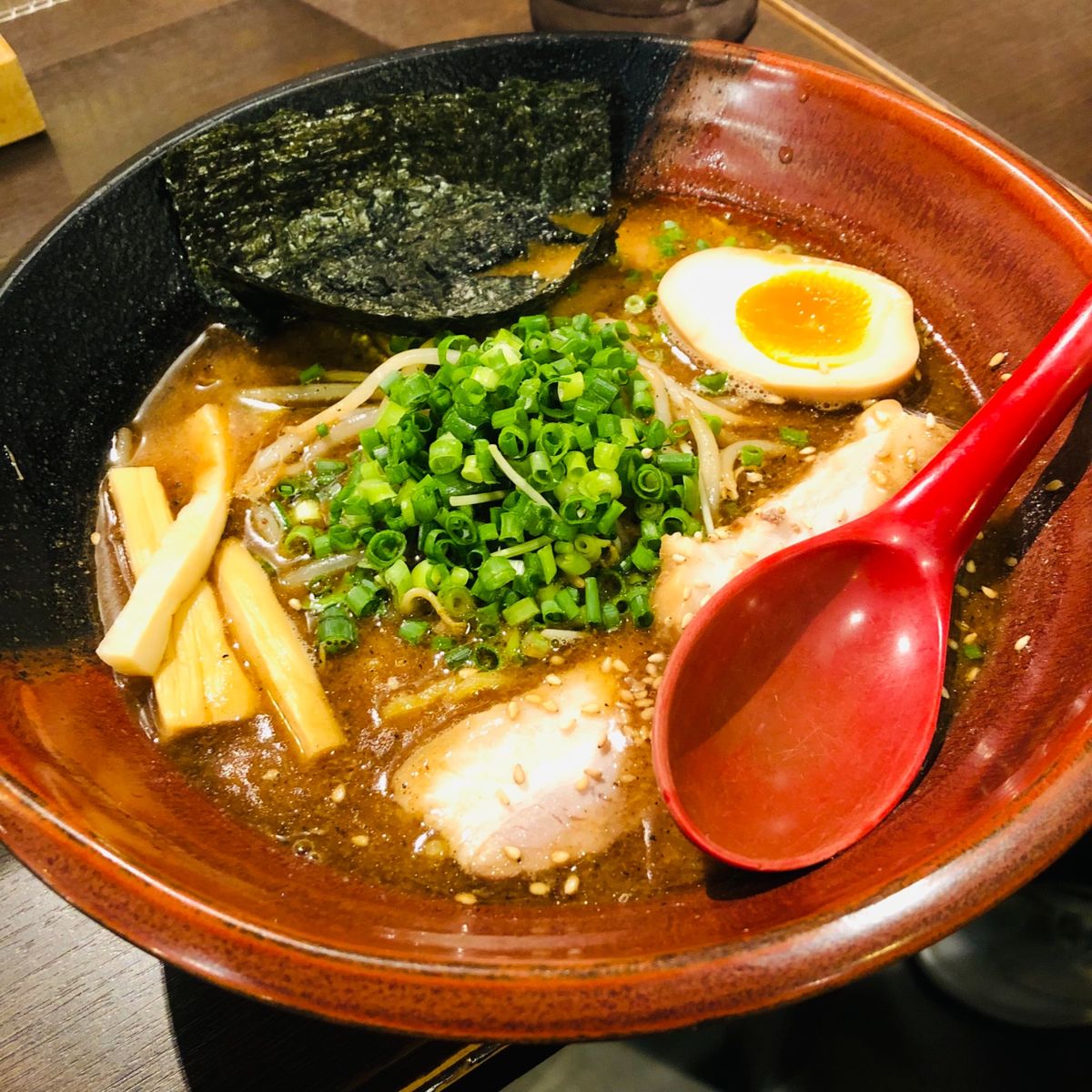 定番の観光スポットも行きました、札幌のラーメン美味い😋