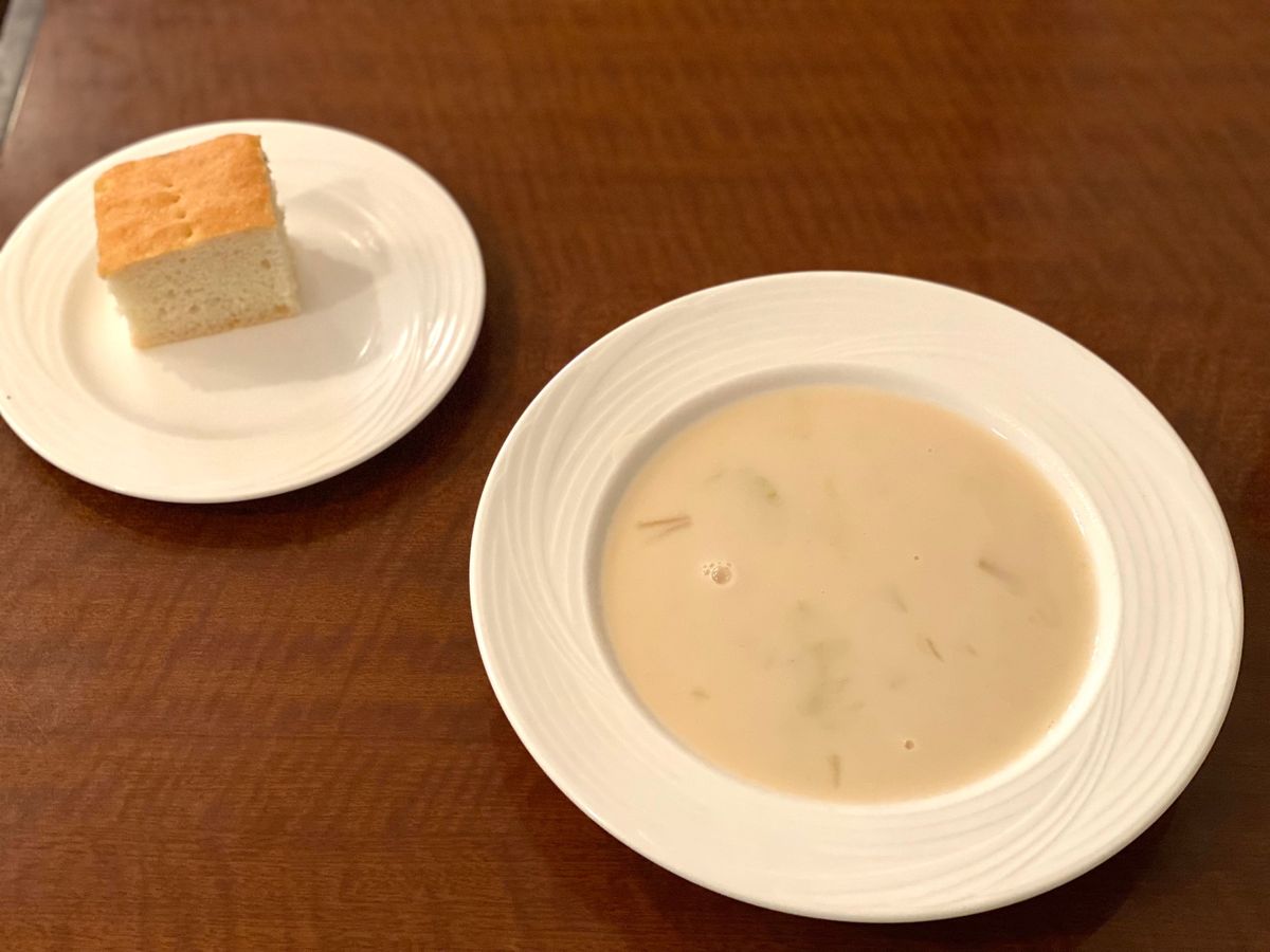 タマヤ

会議の休憩時間短くて
近くのお店でバタバタとランチ
これで800...