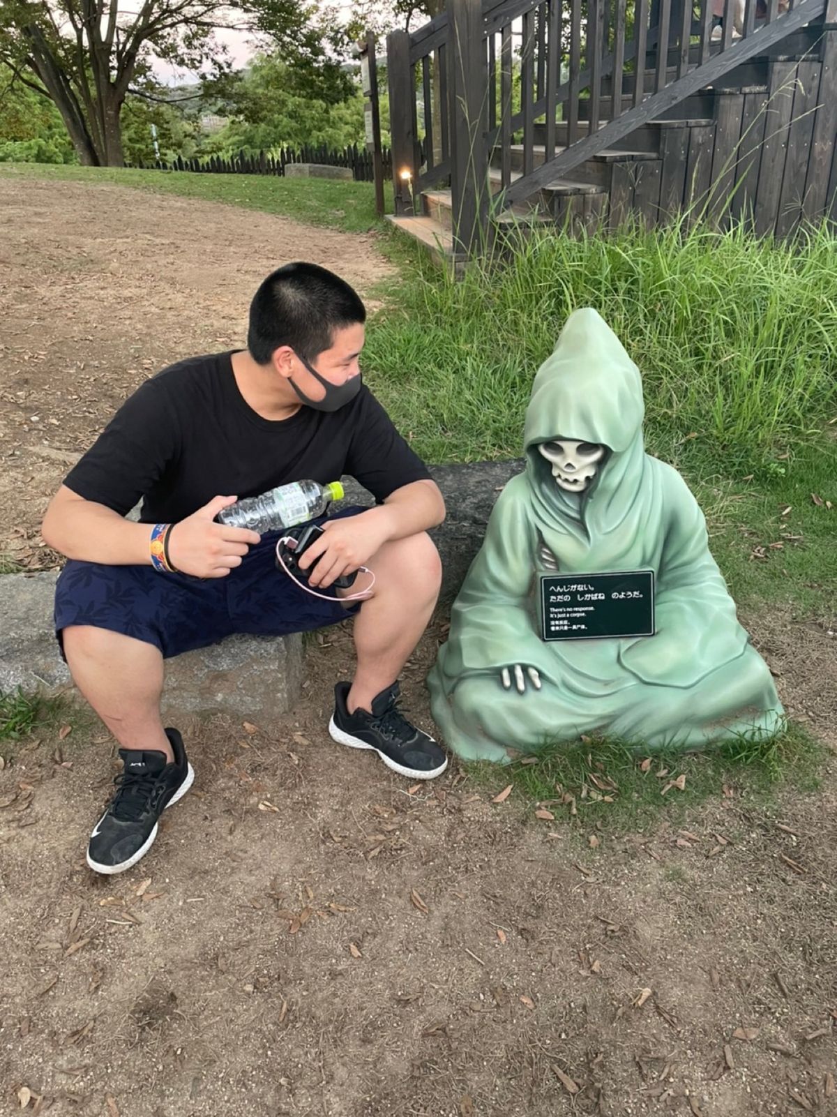 秋に　淡路島へ。
ニジゲンノモリと八浄寺、伊弉諾神宮へ。
讃岐うどんを食べ...