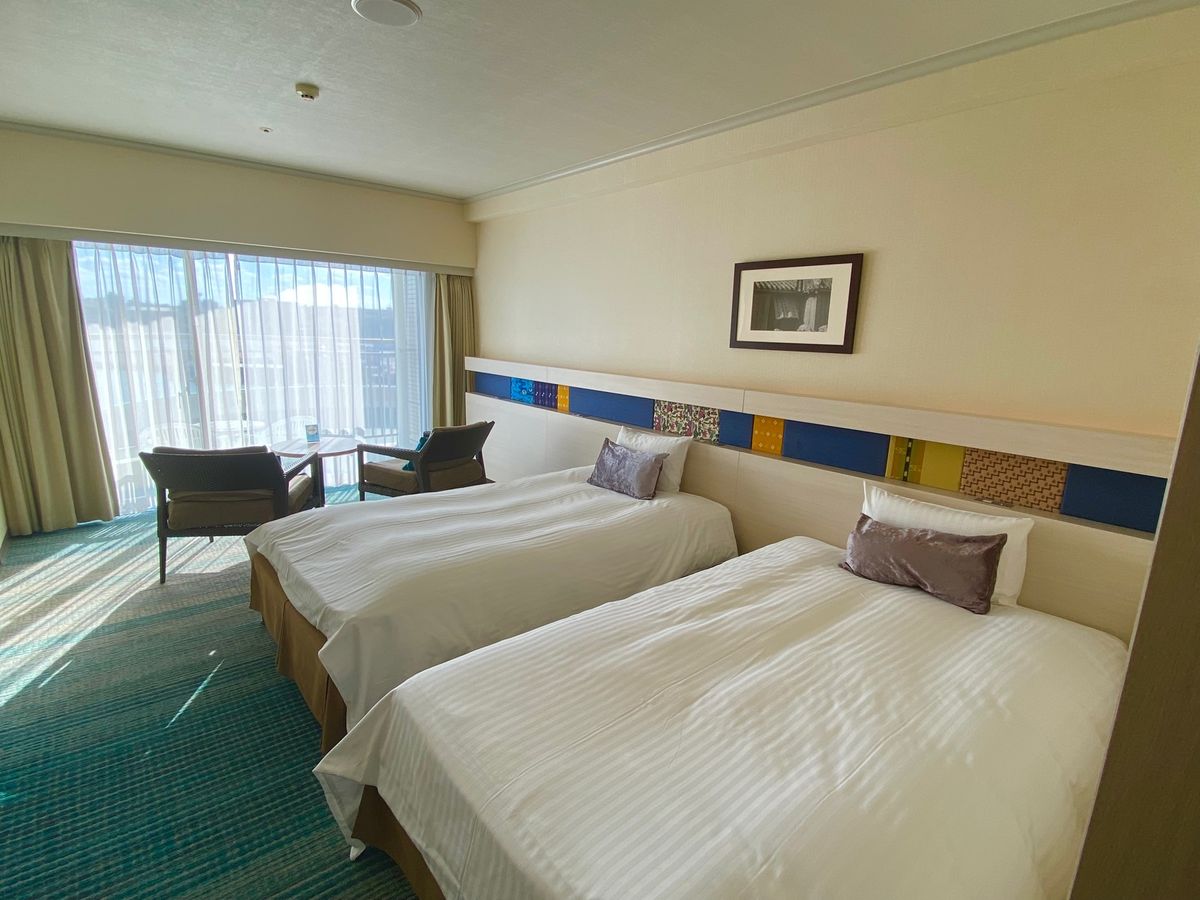 ロワジールホテル那覇

この日は初めてロワジールへ
なんかずっとリゾートホ...