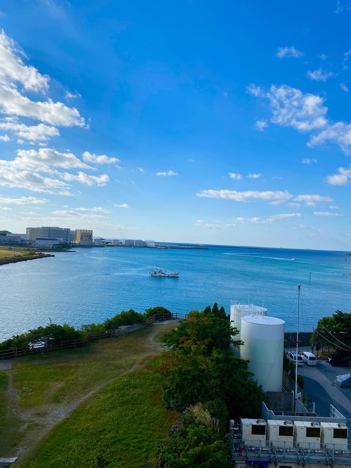 ロワジールホテル那覇

この日は初めてロワジールへ
なんかずっとリゾートホ...