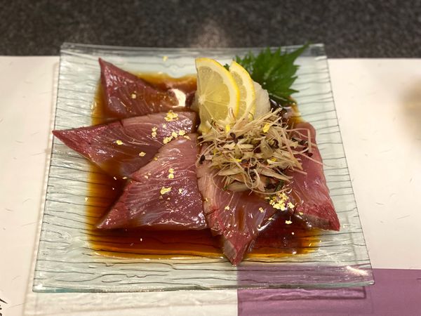 日本・金沢「前回で今年最後かと思いきや、もう一回金沢出張」の写真：じんや

ずっと気になってた
白子の石焼...