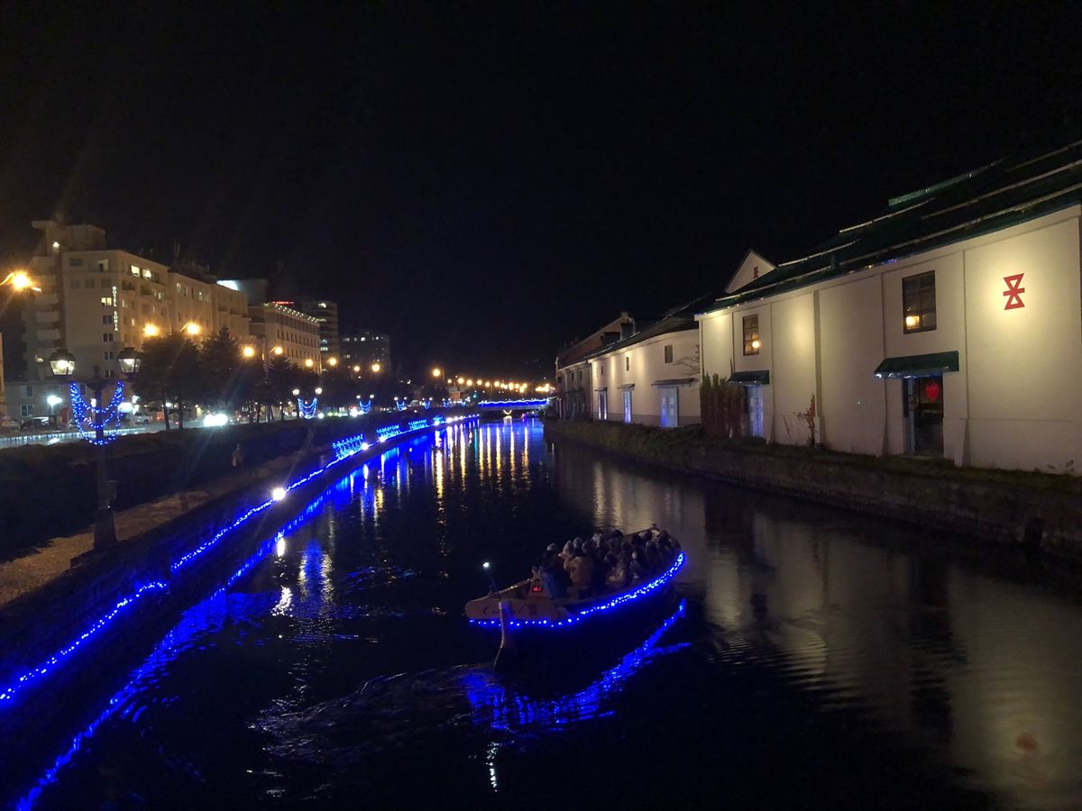 そして小樽に向かい出発！！
途中ニセコで昼飯、ニセコ駅のカレーとても美味し...