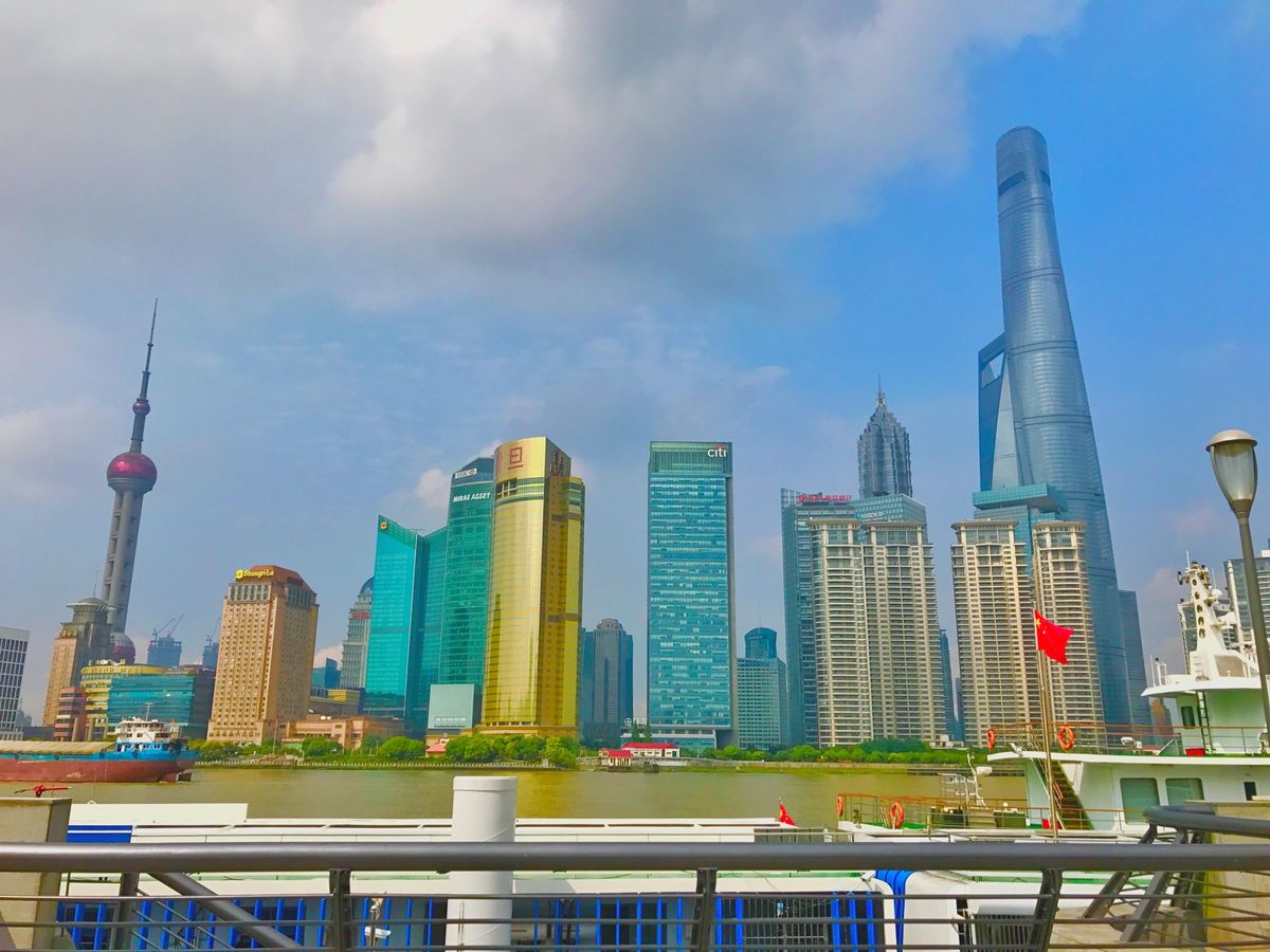20th Jun. 2017 pic📷

The Bund
外灘散策～*°...
