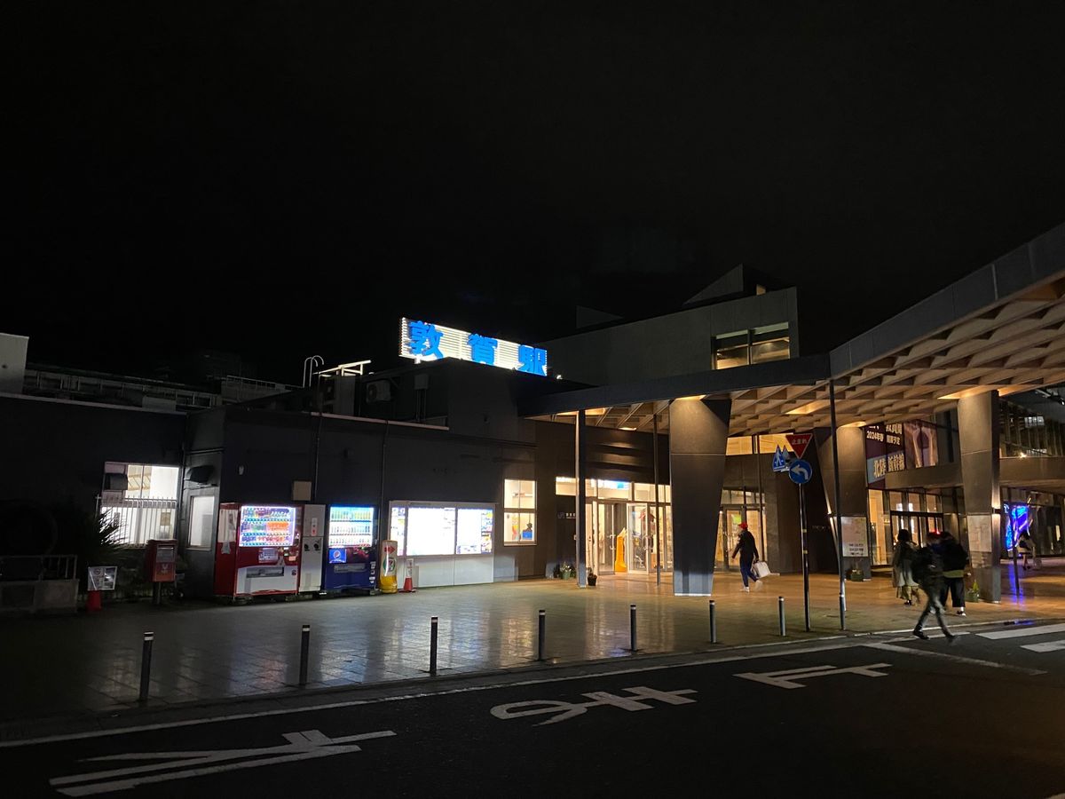 大雪の敦賀駅！商店街はなんかずっと音楽流れてた