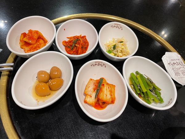 日本・新大久保「新大久保でカルグクスを食べ、渋谷で推しの誕生日を祝う」の写真