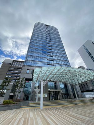 堺市役所の一番上の階から見ると1枚目みたいな感じ。いわゆる鍵穴みたいには見...