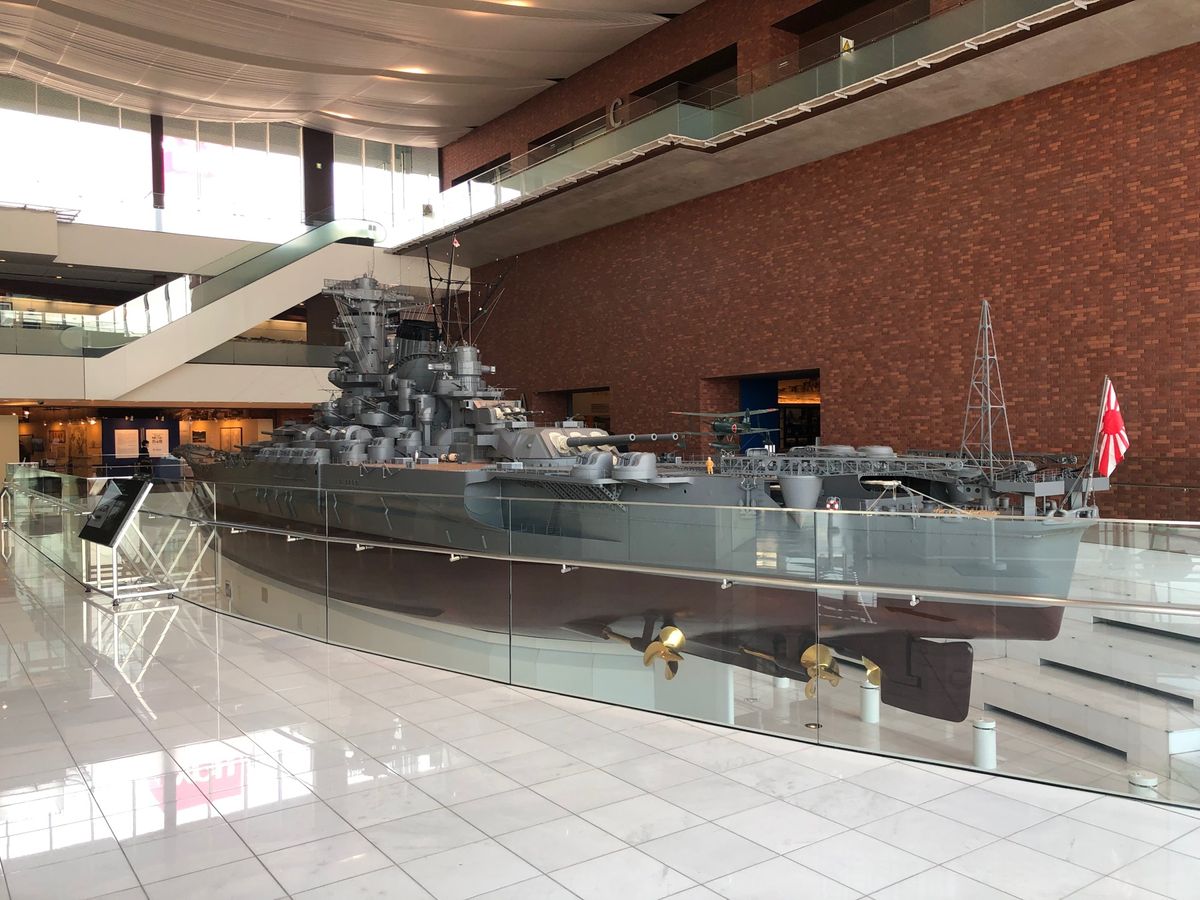 ①戦艦陸奥の主砲
②③戦艦大和1／１０模型
④零式艦上戦闘機６３型