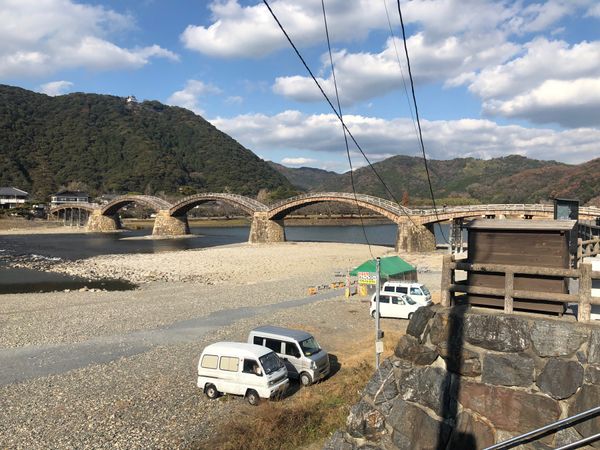 日本・広島県「広島、高知ツーリング」の写真：①錦帯橋
②呉市ホテルクレシオ呉本通
③...