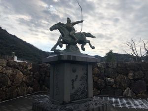 ①稲葉山城
②信長公の像
③一番の目的岐阜タンメン本店へ
④半チャーハンと...