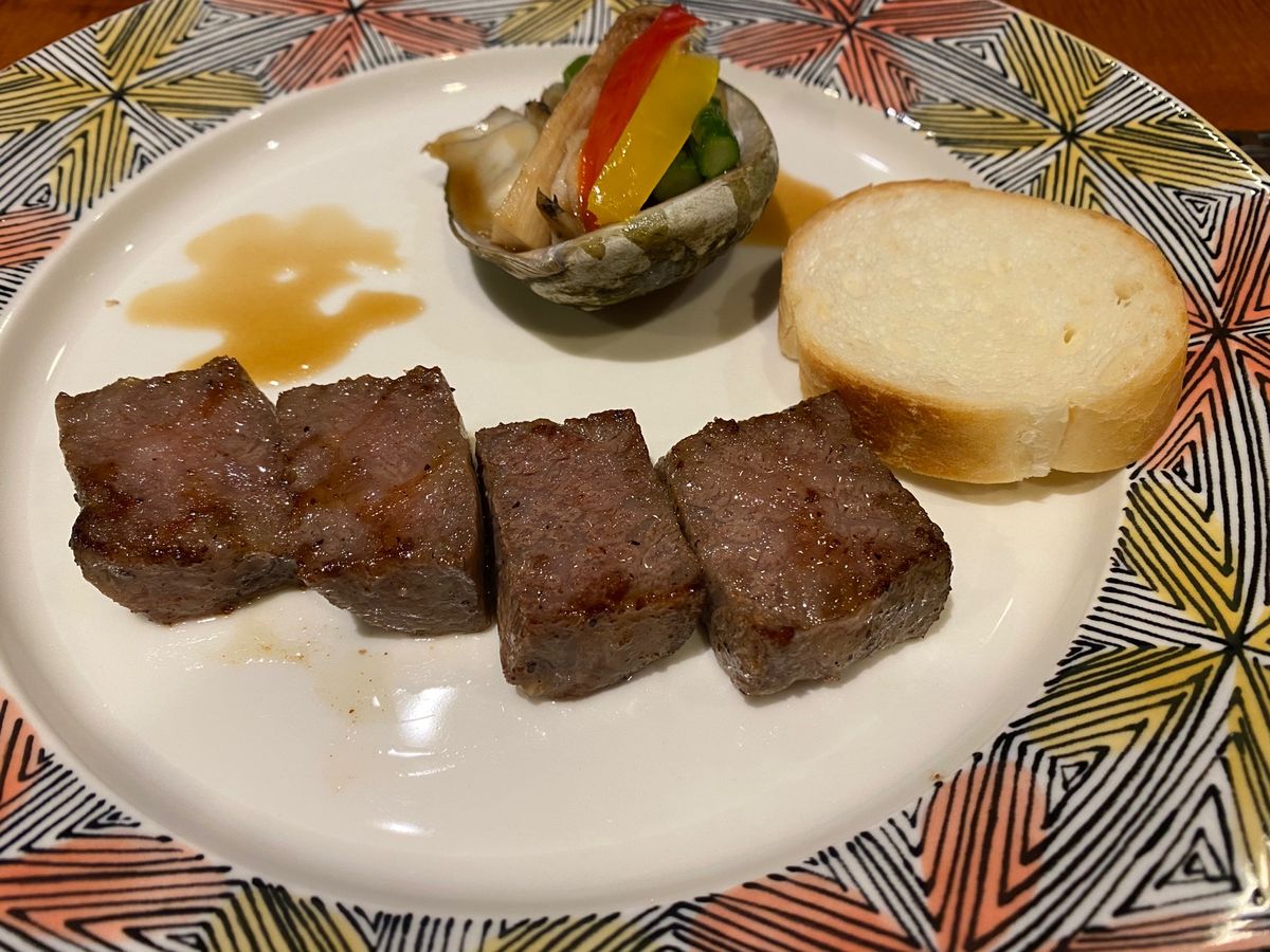 お宿はかつてIB○社の保養所だったところとのこと♨️
温泉
お料理ともとて...