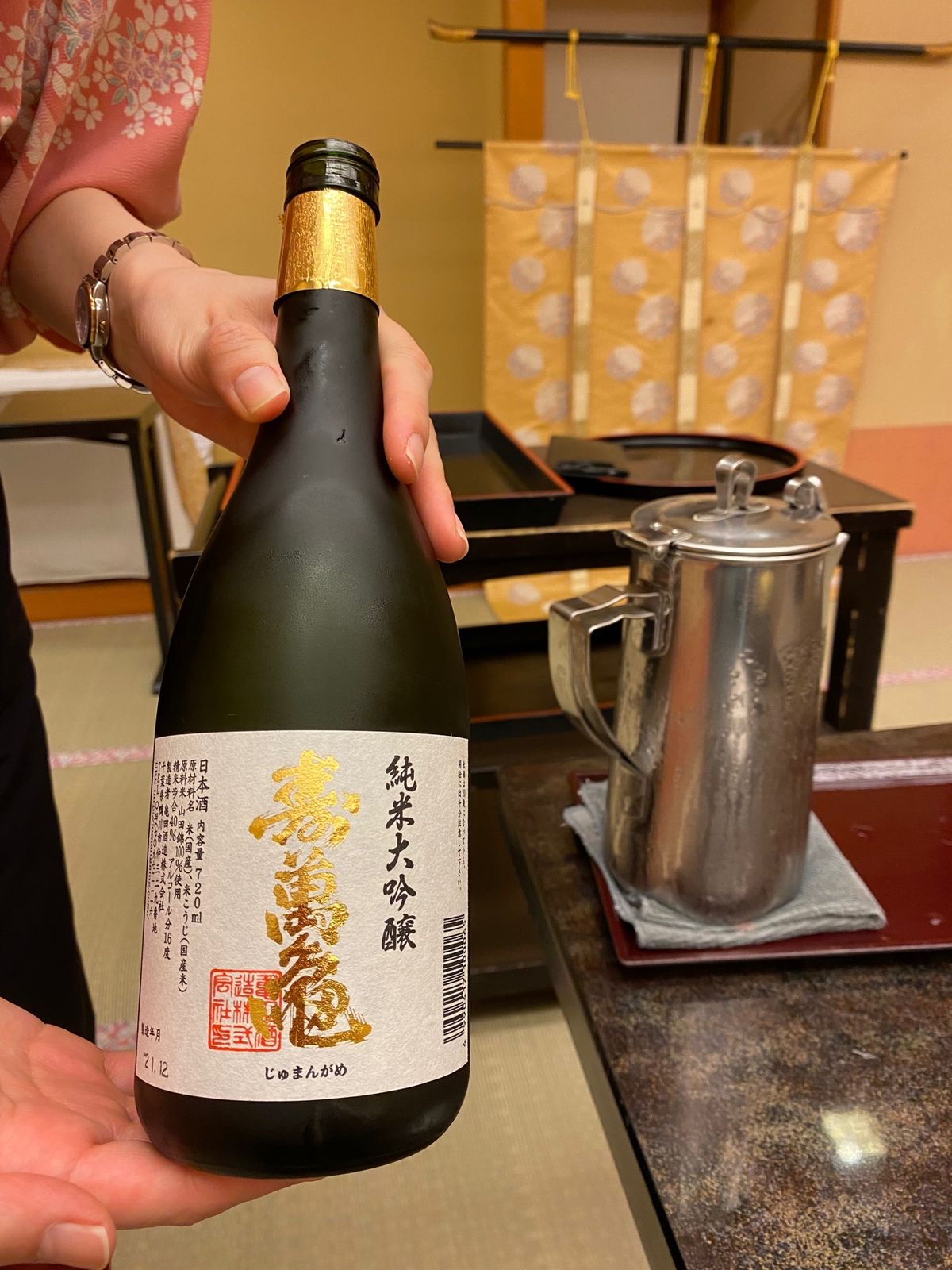 花しぶきのお夕飯❤️
とっても美味しい😆
12/25ということで
白ワイン...