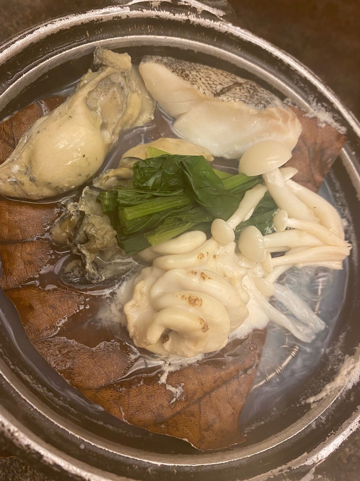 花しぶきのお夕飯❤️
とっても美味しい😆
12/25ということで
白ワイン...
