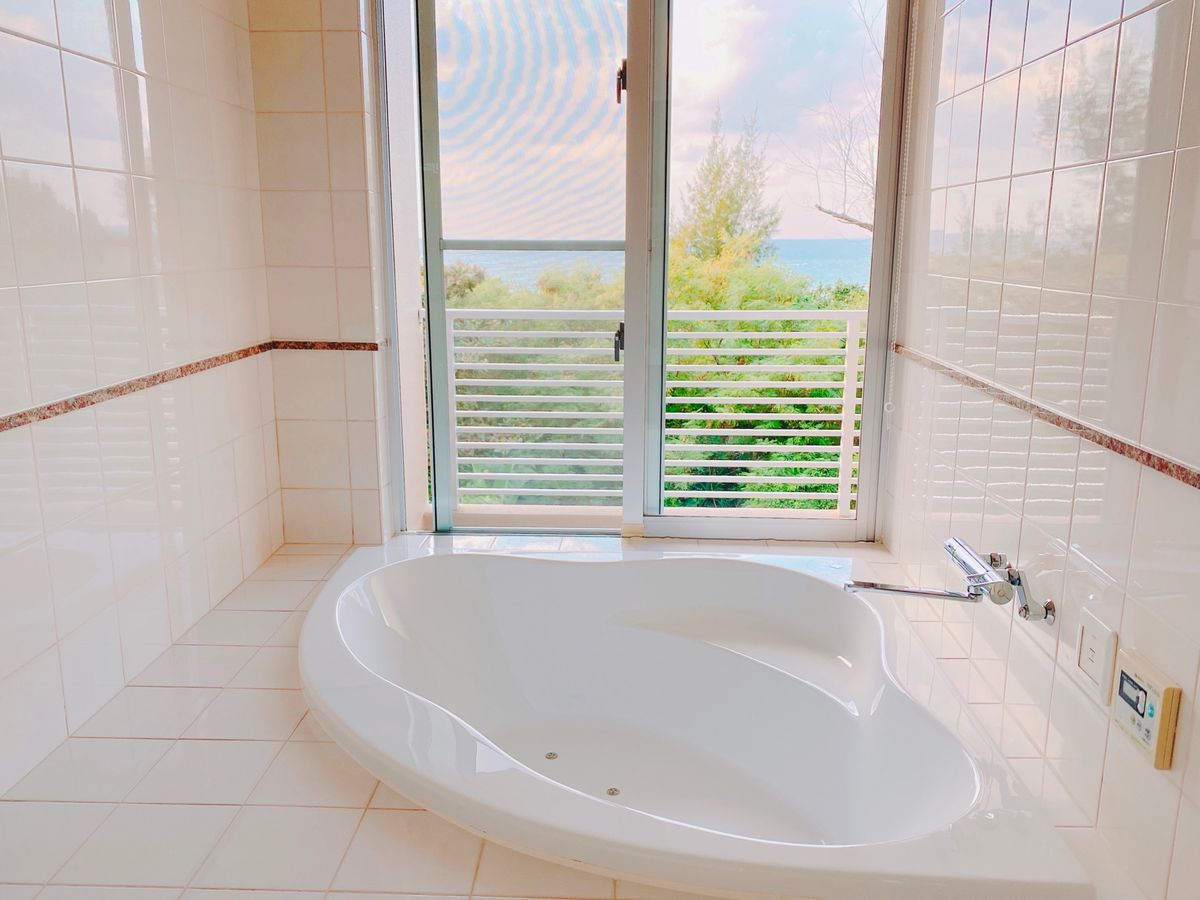 12nd Nov. 2021 pic📷

今日から恩納村に2泊。

このホ...