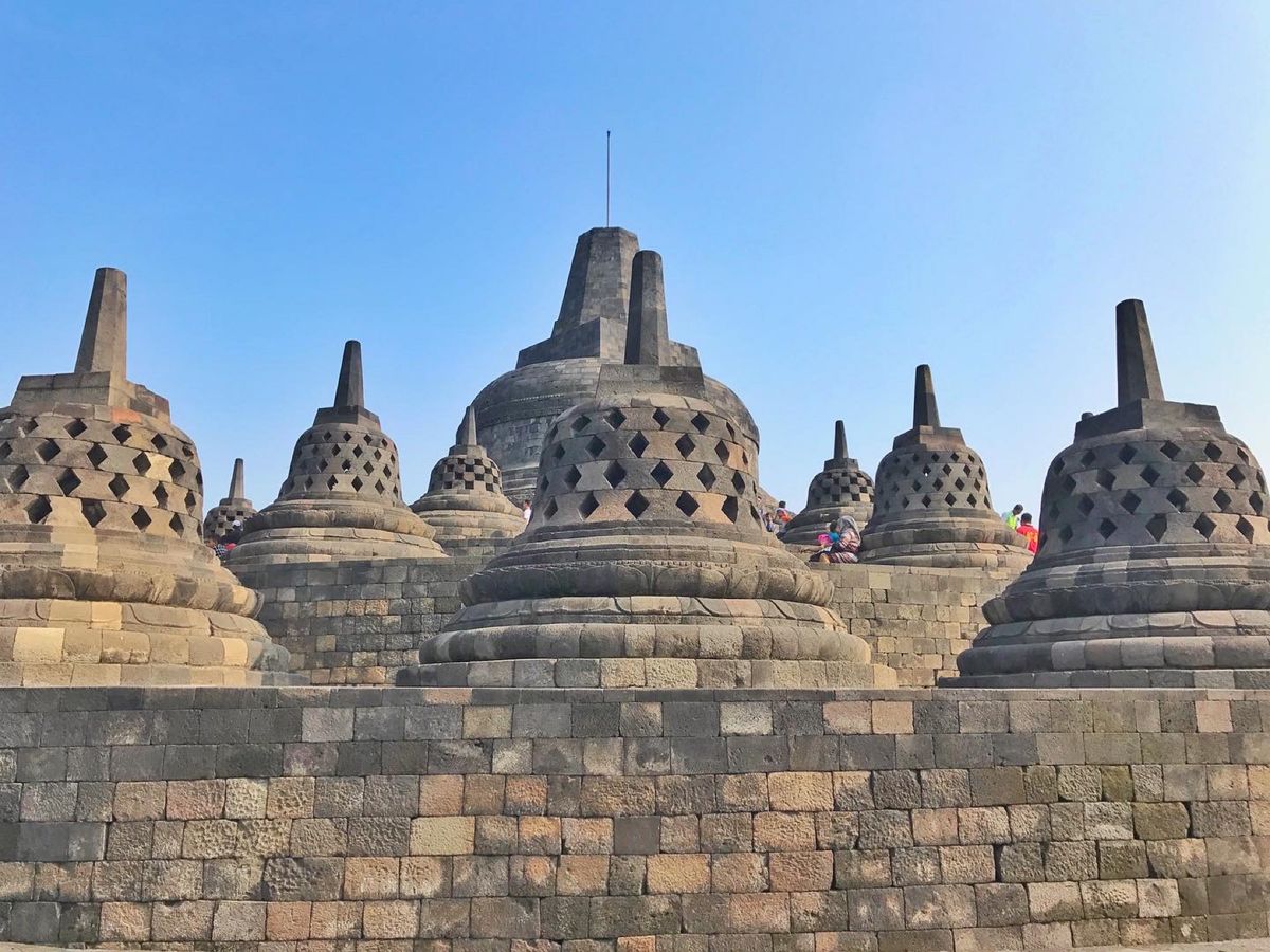 3rd Jul. 2017 pic📷

borobudur temple
...