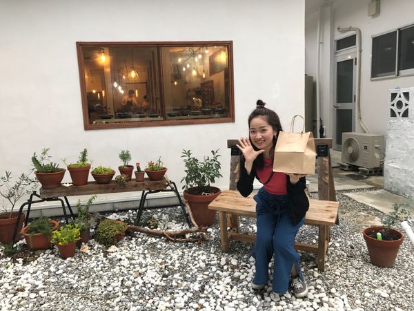 日本・沖縄「沖縄旅行✈️🌺🏖」の写真：シーサーの絵付け体験、
古宇利島でハート...