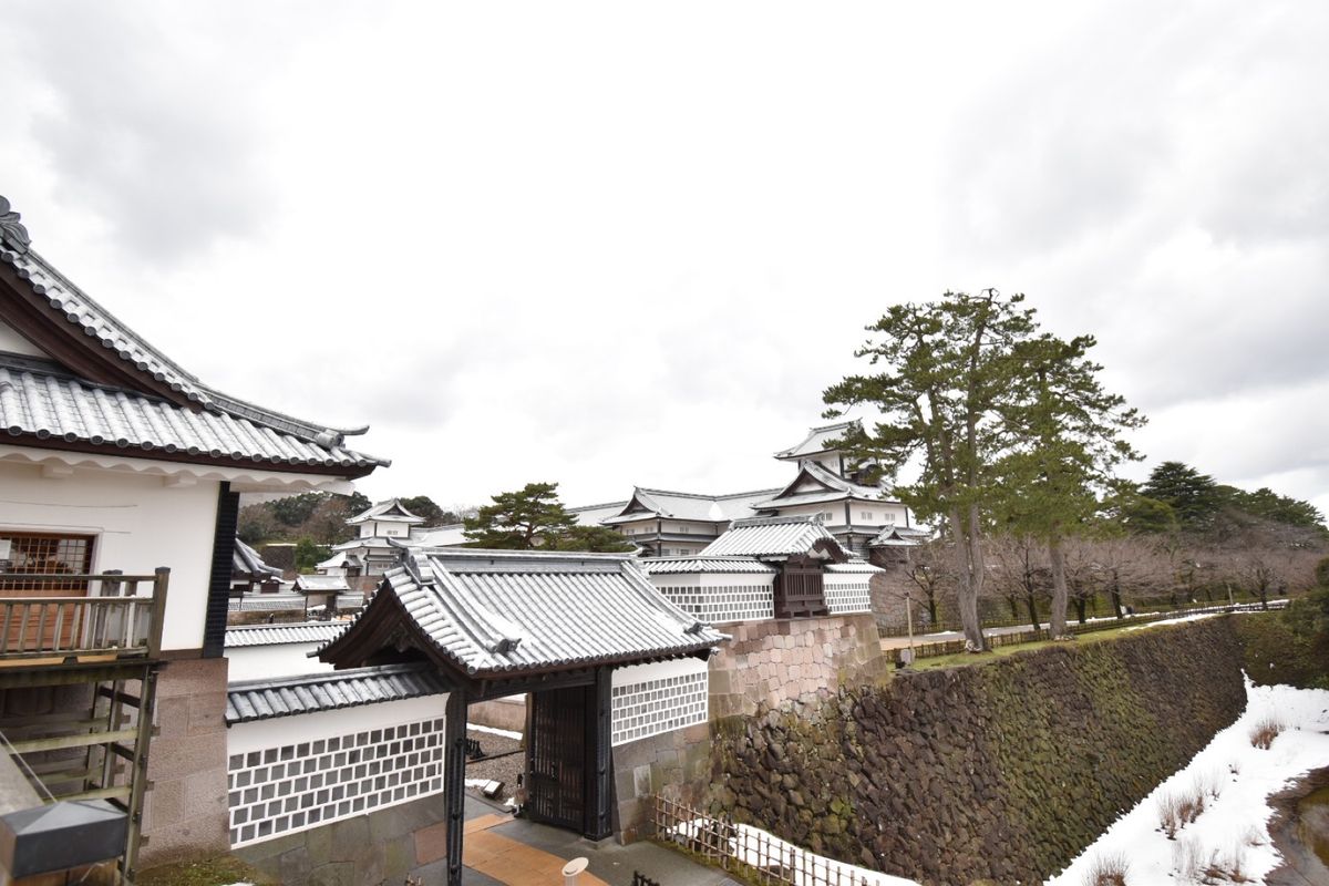 金沢城！もうちょっと雪が積もっている感じがよかったなー