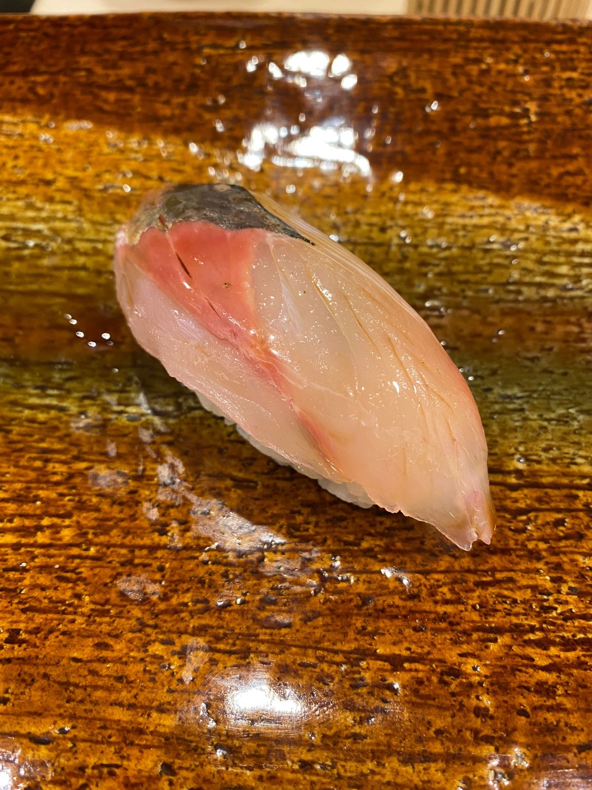 歴々のお寿司！
めっちゃうまい！
昼過ぎに行ったら空いててラッキー！