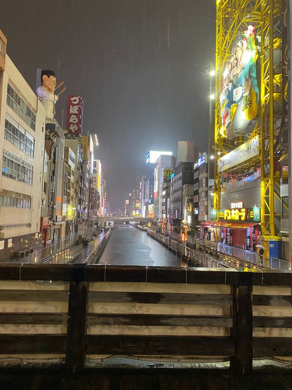 日本・宝塚「大阪　宝塚　」の写真：ひさしぶりの神座本店。二十数年前はここに...