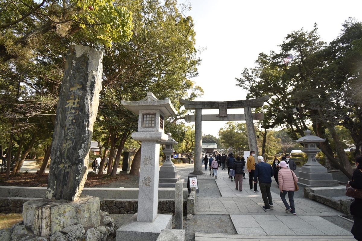 宗像大社！
世界遺産！

めっちゃ人いた！
地味に初詣だ！