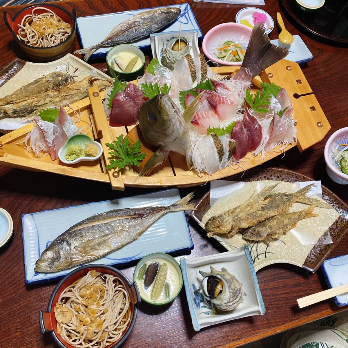 雲見海水浴場
1日目の夕食
2日目の夕食
混みすぎヒリゾ浜