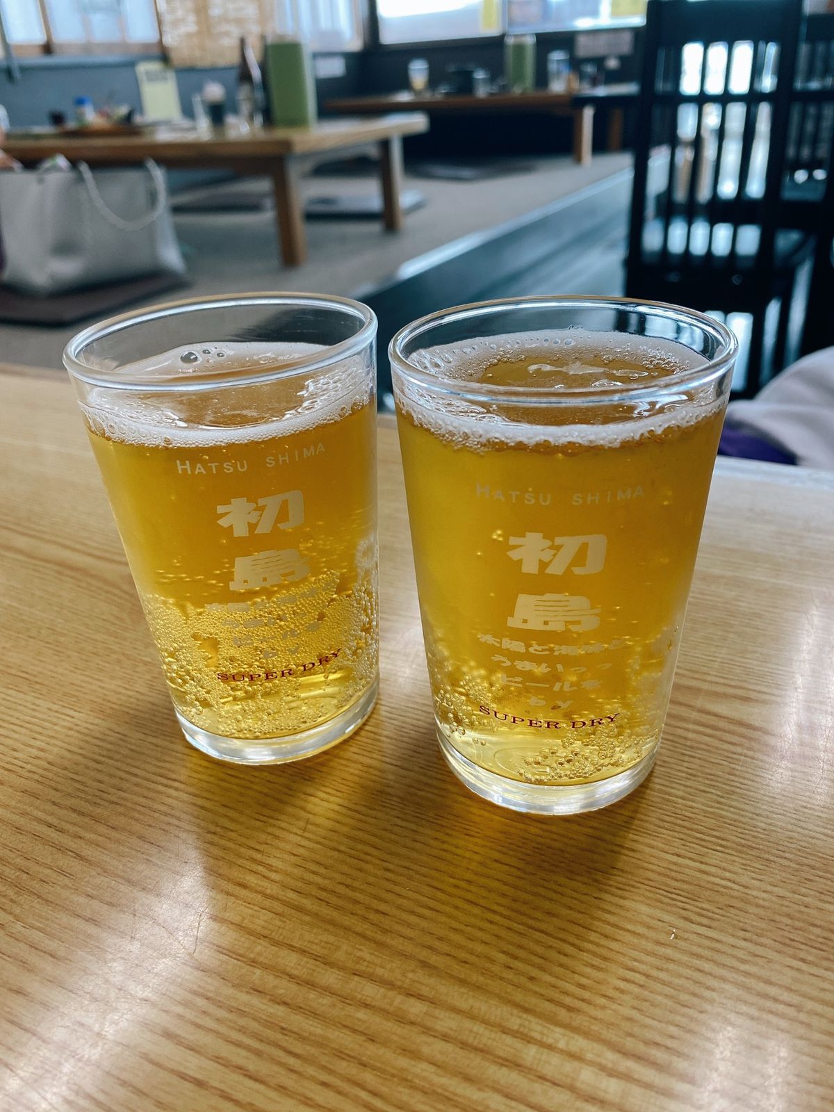 初島グラスがかわいい
スケスケのイカ
明日葉の天ぷら
ハンモックでビール❤️