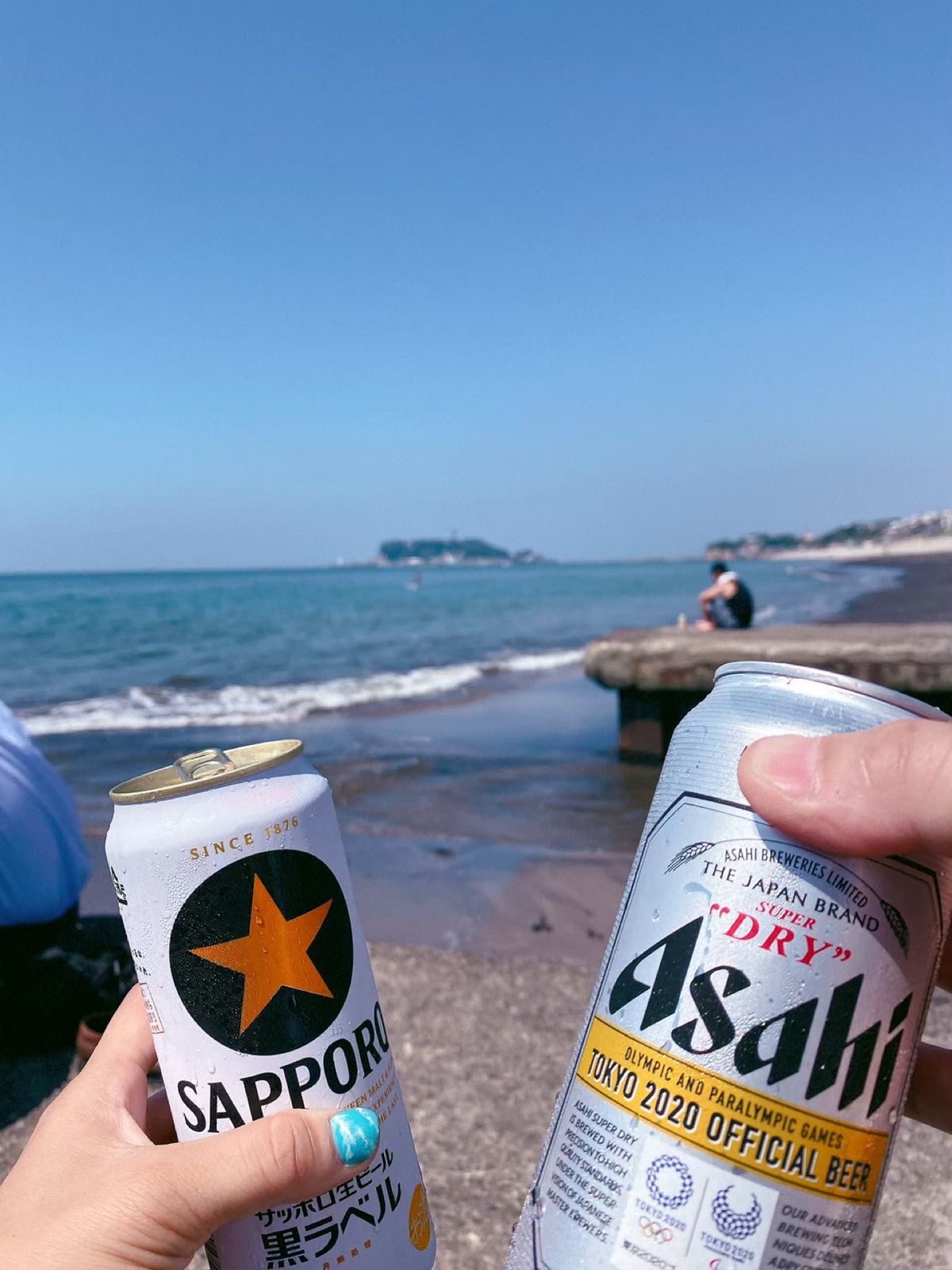 江ノ電
車窓から
七里ヶ浜
線路沿いをテクテク