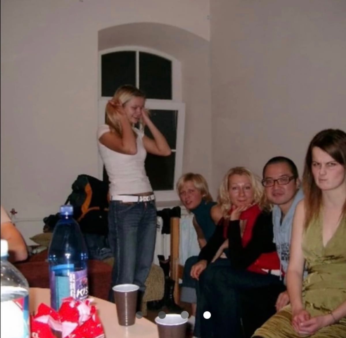 2007年12月31日。ヴィルニスの旧市街から小さな川をはさんで独立してい...