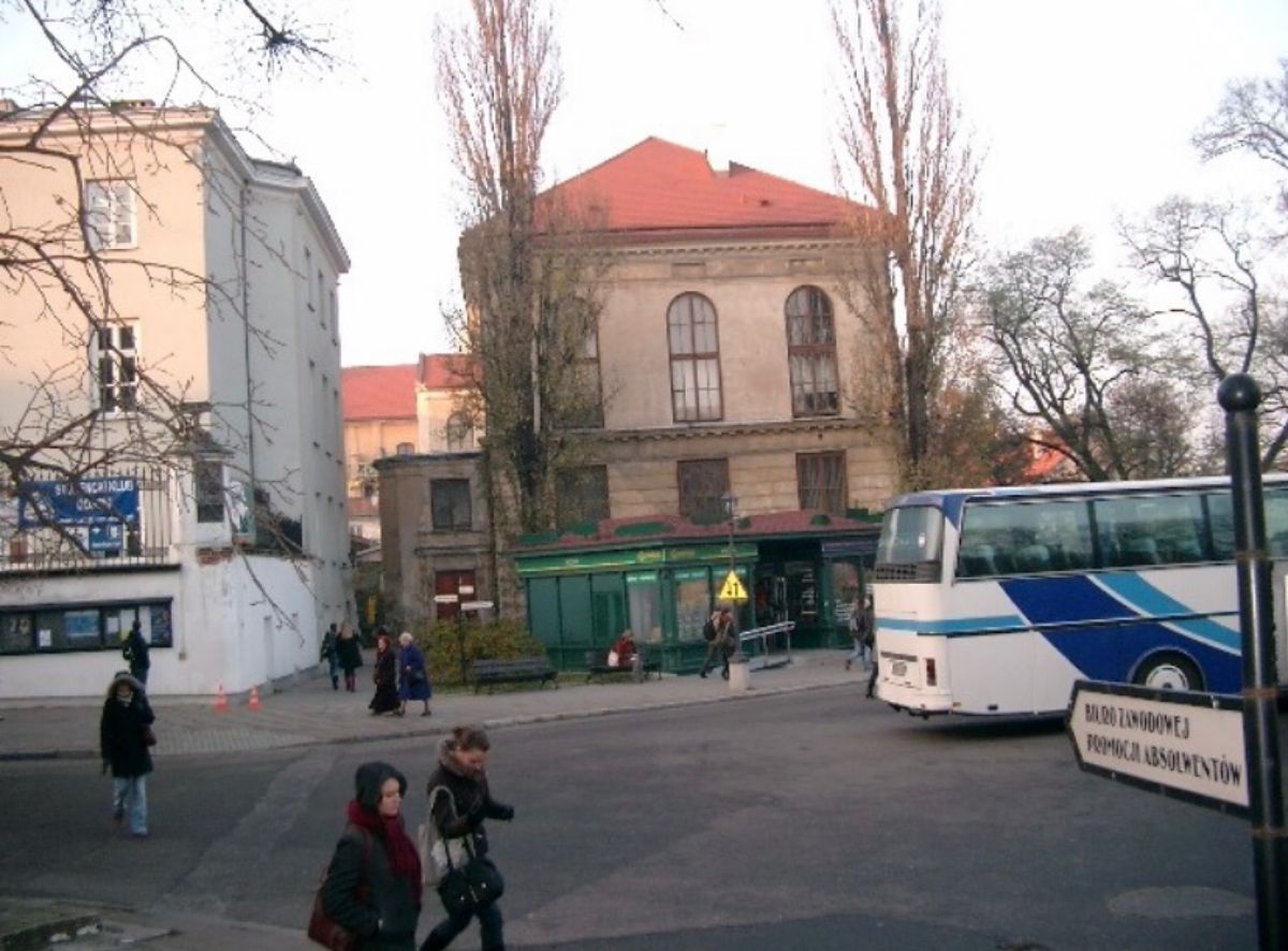 2007年11月20日頃。ワルシャワ。