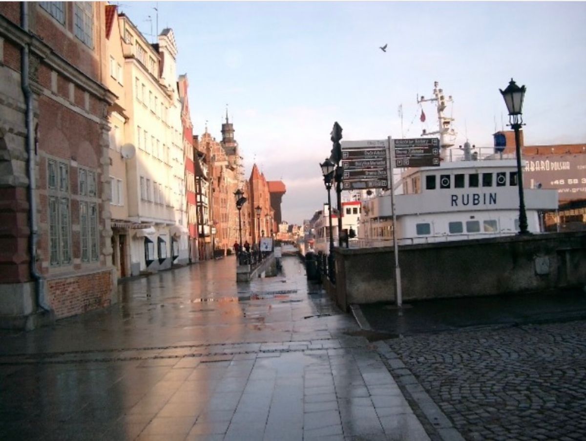 2007年12月2日から4日。静かで美しい運河の街グダンスク。