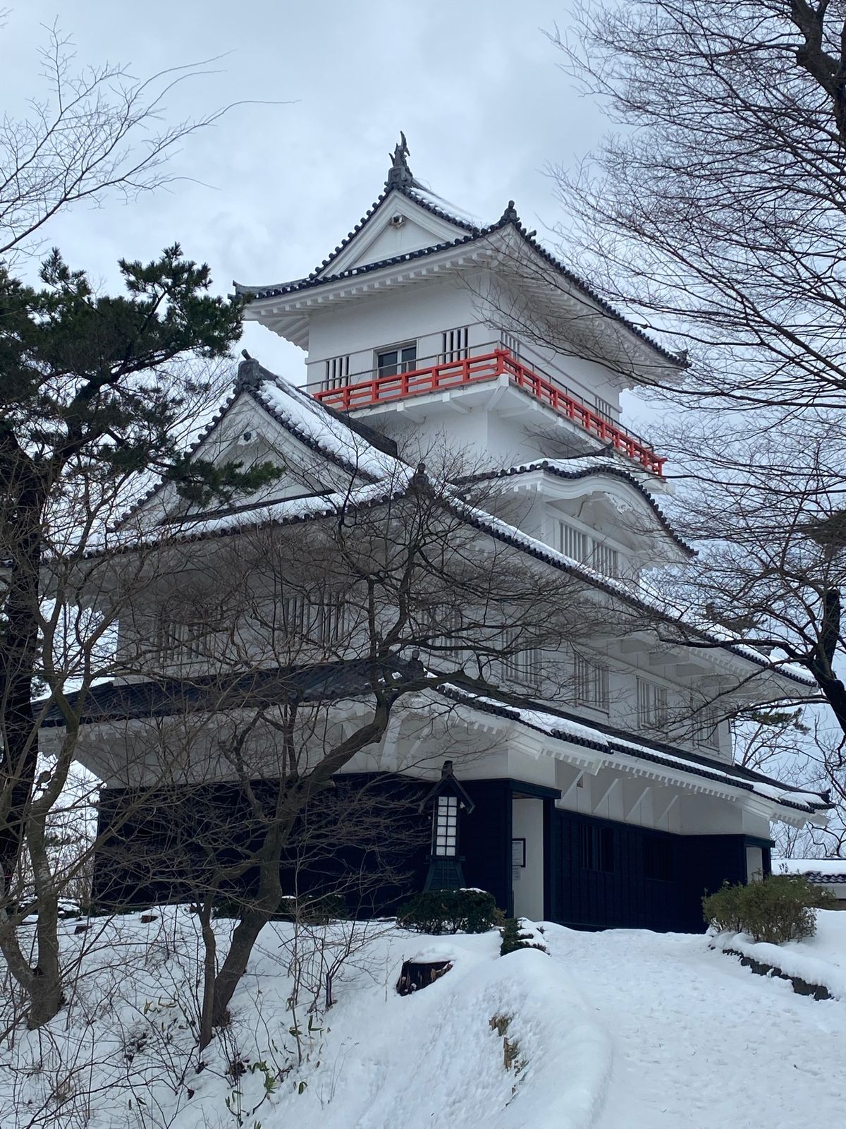 観光したスポット⛄️
①田沢湖
②神社
③城
④きりたんぽ