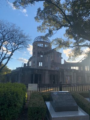 厳島神社の鳥居改装中。レアパターン