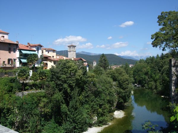 イタリア・チヴィダーレ・デル・フリウーリ「チヴィダーレ・デル・フリウーリ」の写真：中世の街並み