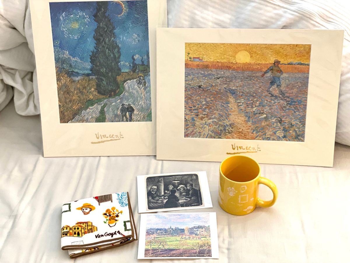 ゴッホ展には色々と不満を述べつつも
お土産はしっかりと買ってしまった