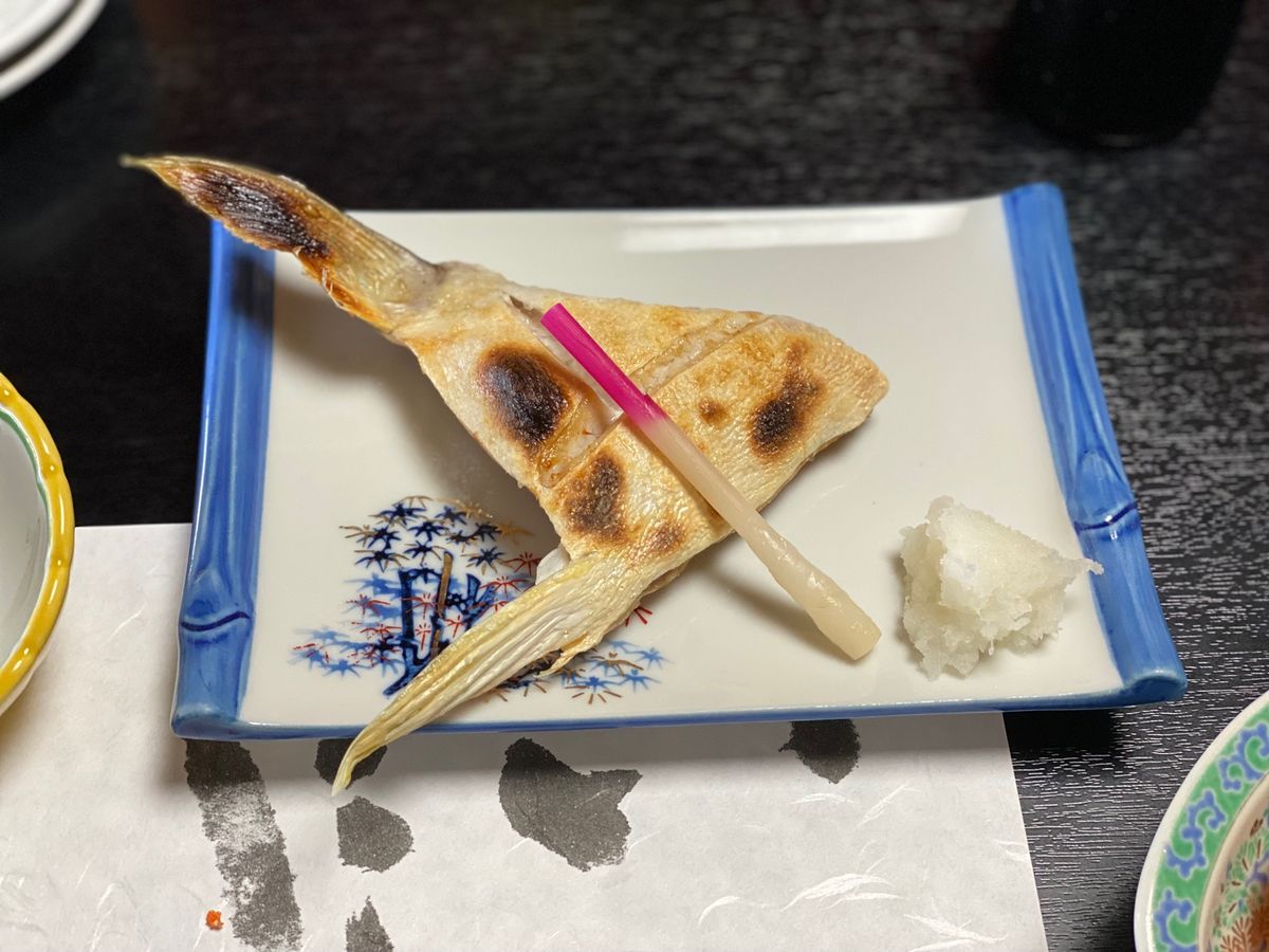 山本屋

ズワイ蟹の量すごい！！！
見た目以上のボリュームで
一年分くらい...
