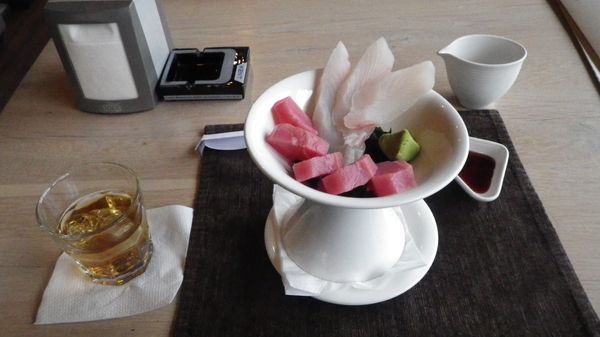 ウクライナ「神戸港→ 上海→ サンクトペテルブルク→ ミンスク→ キエフ→ ヘルソン→マイコライフ→オデッサ→ モルドバ→ オデッサ→ キエフ→ フランクフルト→キエフ→関空」の写真