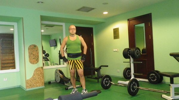 ウクライナ「神戸港→ 上海→ サンクトペテルブルク→ ミンスク→ キエフ→ ヘルソン→マイコライフ→オデッサ→ モルドバ→ オデッサ→ キエフ→ フランクフルト→キエフ→関空」の写真