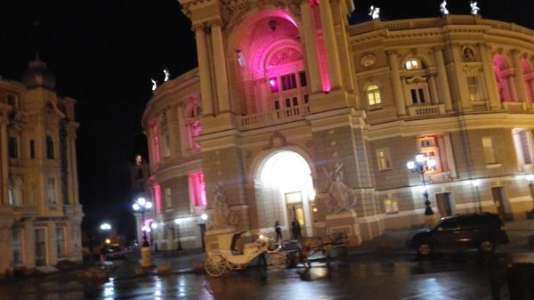 ウクライナ「神戸港→ 上海→ サンクトペテルブルク→ ミンスク→ キエフ→ ヘルソン→マイコライフ→オデッサ→ モルドバ→ オデッサ→ キエフ→ フランクフルト→キエフ→関空」の写真