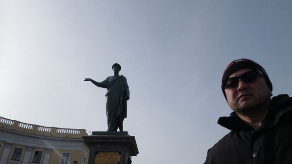 ウクライナ「神戸港→ 上海→ サンクトペテルブルク→ ミンスク→ キエフ→ ヘルソン→マイコライフ→オデッサ→ モルドバ→ オデッサ→ キエフ→ フランクフルト→キエフ→関空」の写真