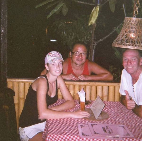 インドネシア「関空→ バリ島→ 関空」の写真：3) オカマです。