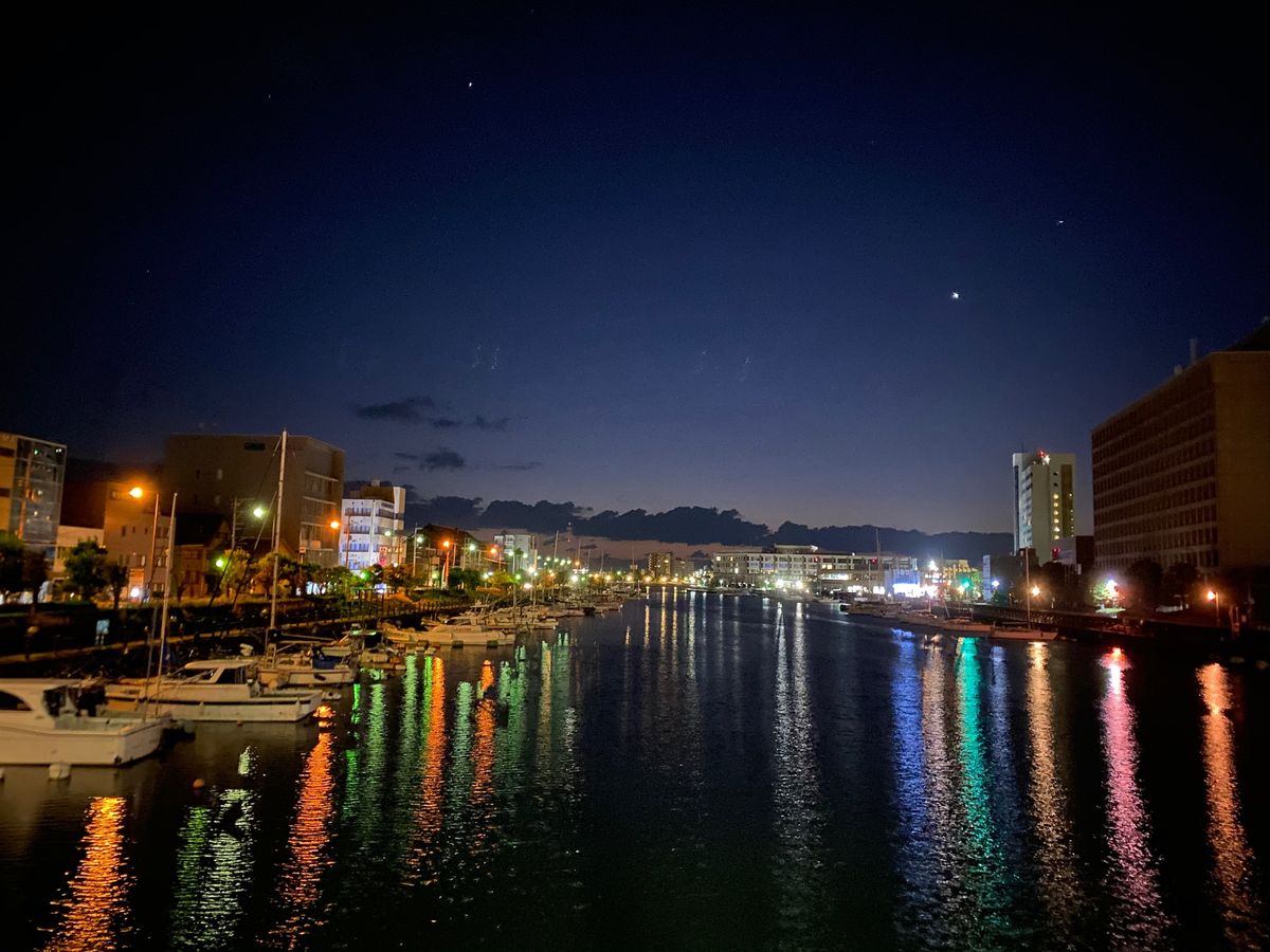 夜景を見るだけでも綺麗で、魅力を感じた？