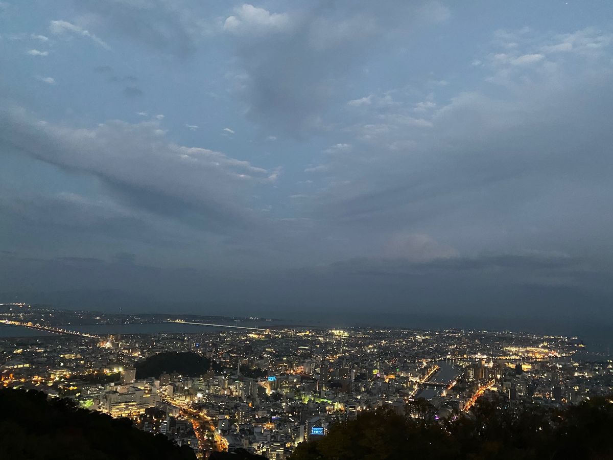 イベントがあれば、実際に見て楽しみたかったけど、コロナ禍の影響で、舞台しか...