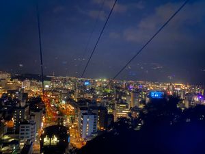 イベントがあれば、実際に見て楽しみたかったけど、コロナ禍の影響で、舞台しか...