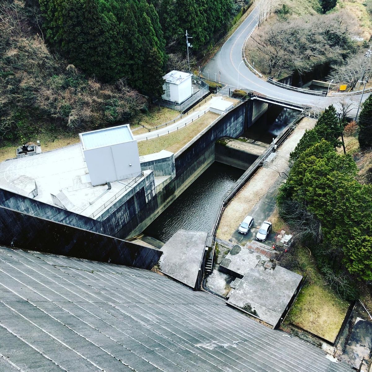 宇治から奈良県の天理市に移動。
天理市、初めて来たけどいたるところにある天...