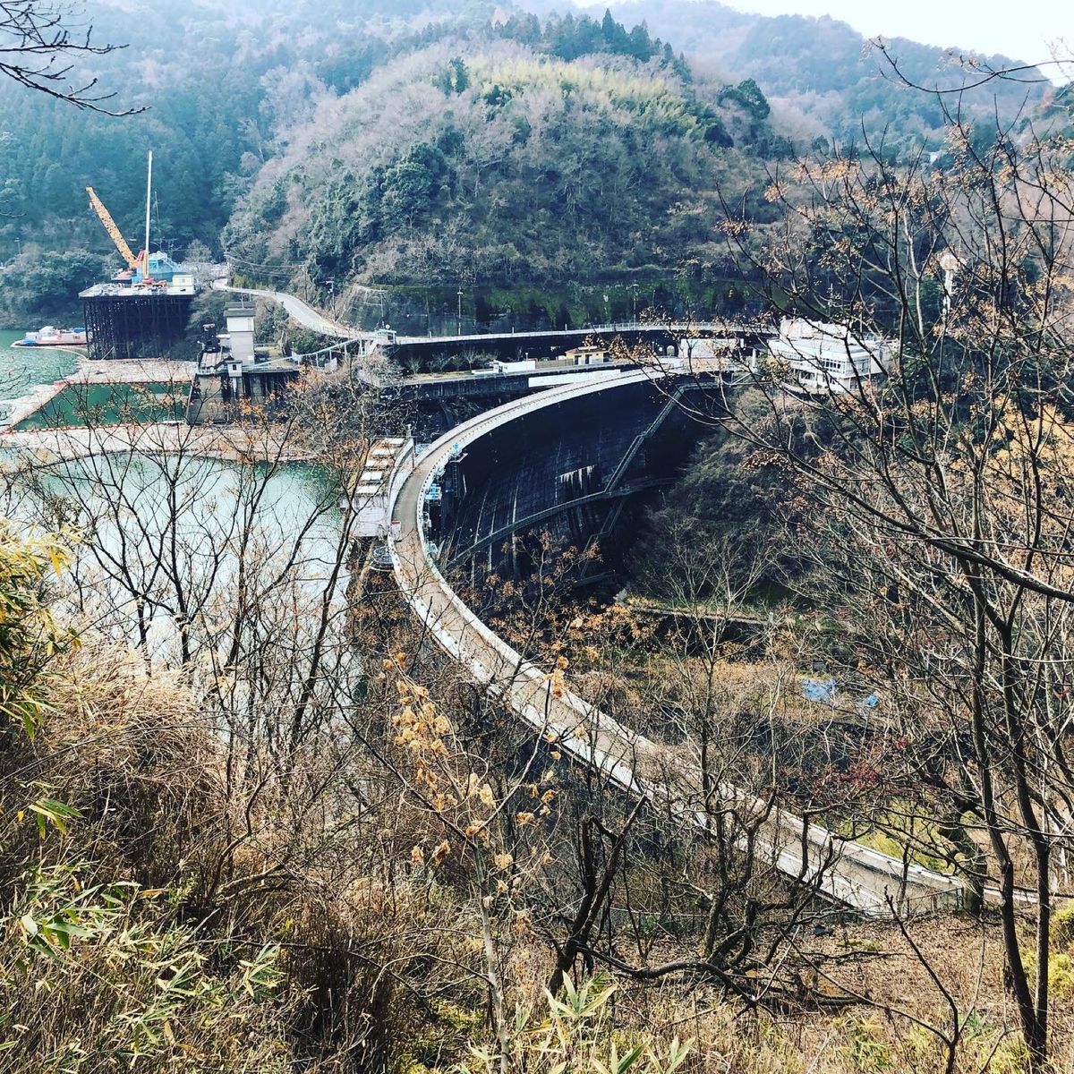 ダムにハマる前の自分でも知っていた天ヶ瀬ダムは、宇治駅から歩ける距離にある...
