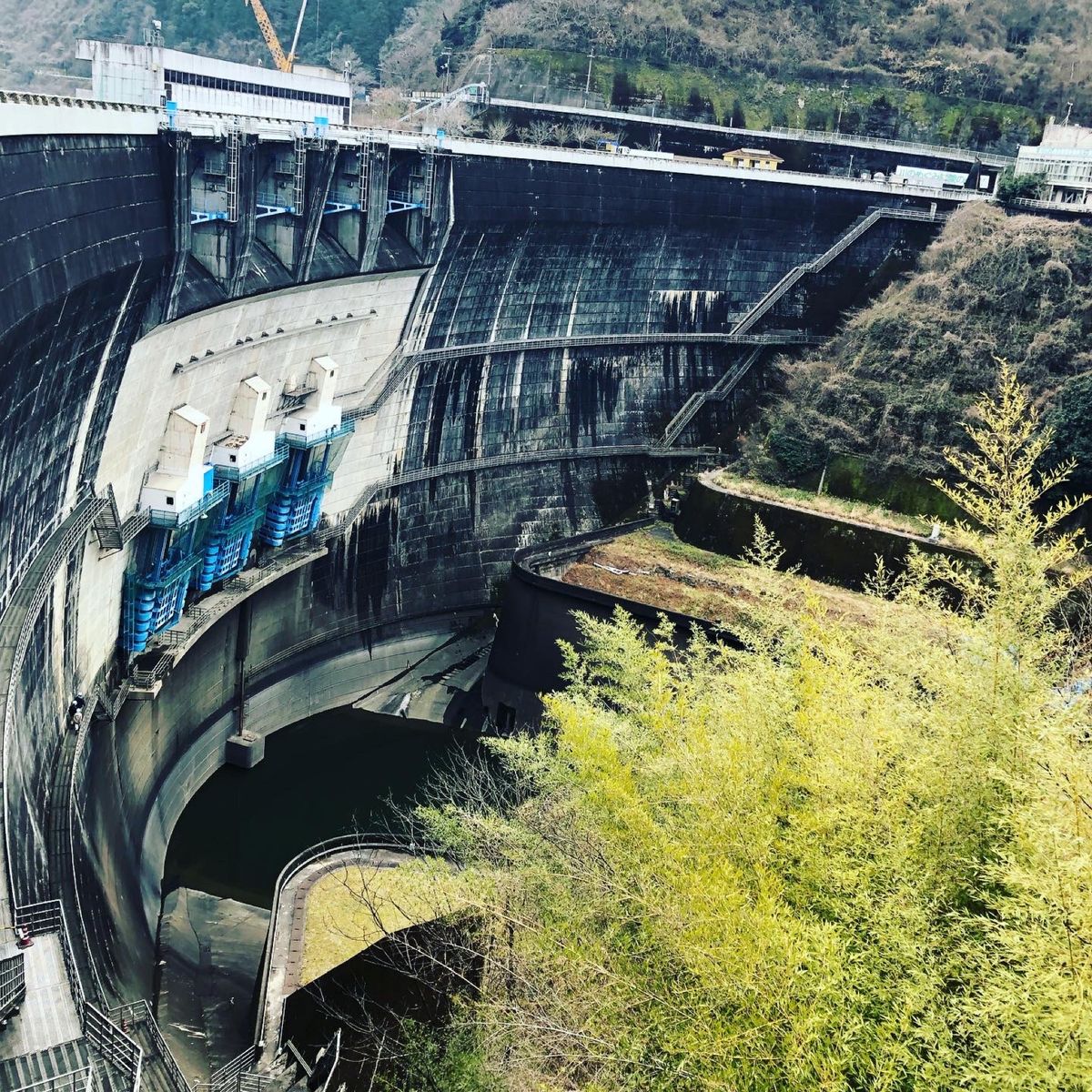 ダムにハマる前の自分でも知っていた天ヶ瀬ダムは、宇治駅から歩ける距離にある...