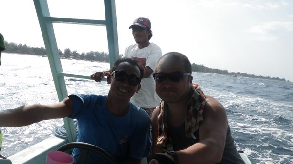 中国「大阪南港→ 上海→ マニラ→ セブシティ→マニラ→シンガポール→ バリ島→ ロンボク→ ギリトラワンガン→ ロンボク→ バリ島→ バンコク→ パタヤ→ バンコク→ アユタヤ→バンコク→アンヘレス→ マニラ→ 関空」の写真