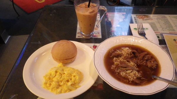 香港「関空 → 香港→マニラ→アンヘレス→サンフェルナンド→アンヘレス→マニラ→セブシティ→ダバオ→サマール島→ダバオ→ビスリグ→ダバオ→カガヤンデオロ→セブシティ→ボホール島→セブシティ→マニラ→アンヘレス→マニラ→関空」の写真