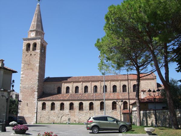 イタリア・アクィレイア「アクィレイアとグラード」の写真：アクィレイアの近く(海側)にあるグラード...