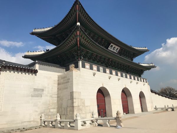 大韓民国 (韓国)・ソウル「韓国一人旅」の写真：景福宮、残念ながらお休み
